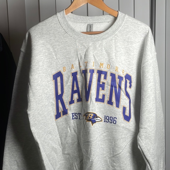 Good condition Gildan M - Picture 1 of 2